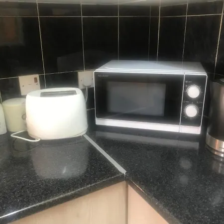 Latchi Flat 公寓 *