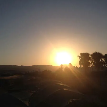 Lägenhet Latchi Flat *