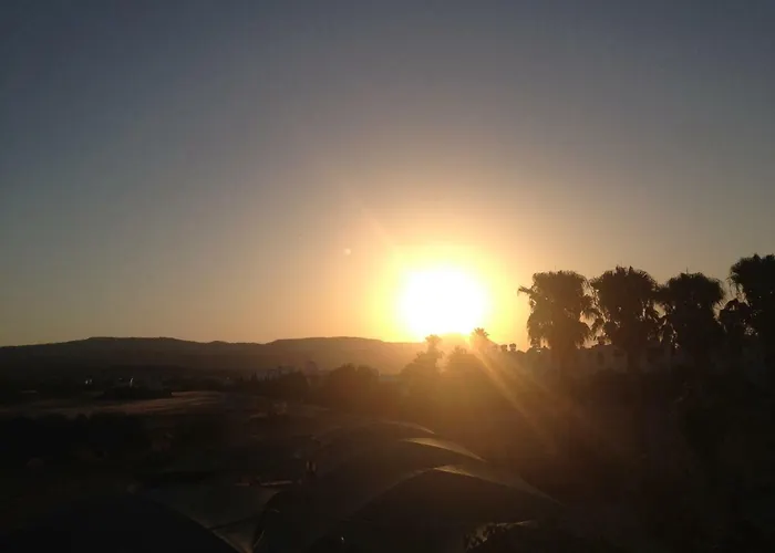 Appartement Latchi Flat *