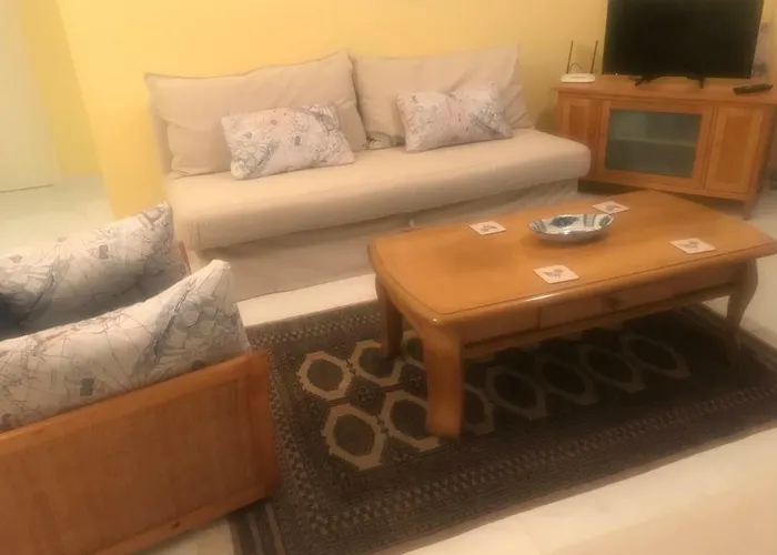 Latchi Flat Appartement